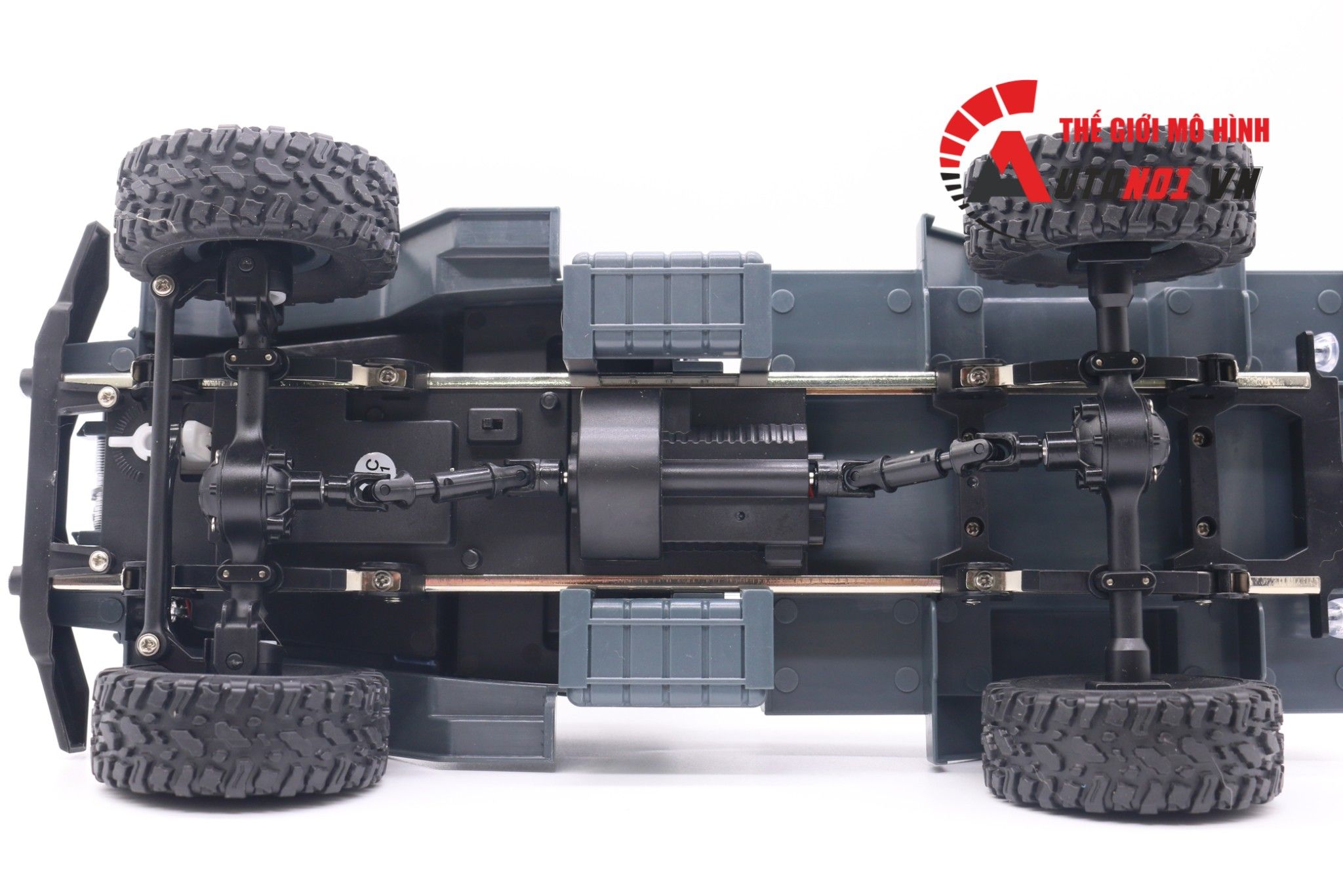 MÔ HÌNH XE ĐIỀU KHIỂN QUÂN SỰ FORCE TRUCK BLUE CAMERA 4WD 1:16 6800