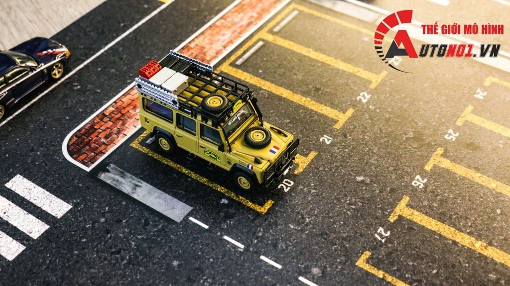 Diorama mặt đường nhiều làn xe, bãi đậu xe in PP cán mờ chống nước bụi bẩn khổ dài kích thước 60x30cm dành cho xe mô hình 1:64 Autono1 DR601