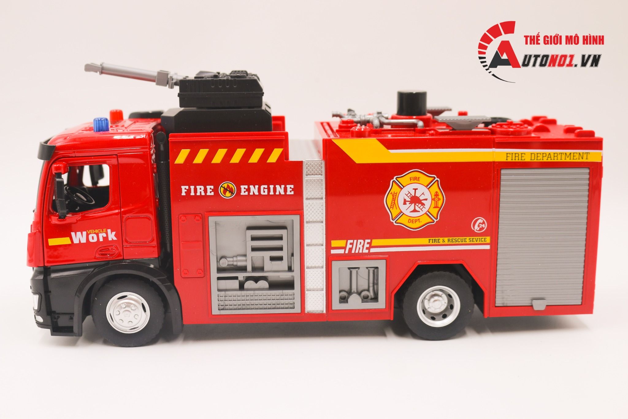 Xe mô hình cứu hỏa phun nước tỉ lệ 1:24 Metal DieCast 8057