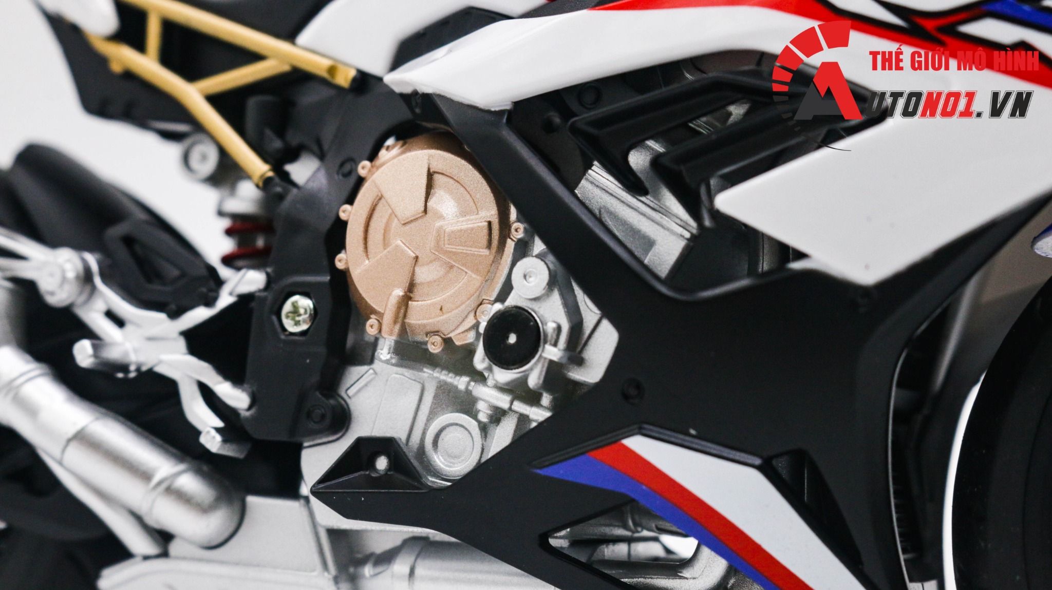  Mô hình xe BMW S1000RR tỉ lệ 1:9 Huayi Alloy MT050 