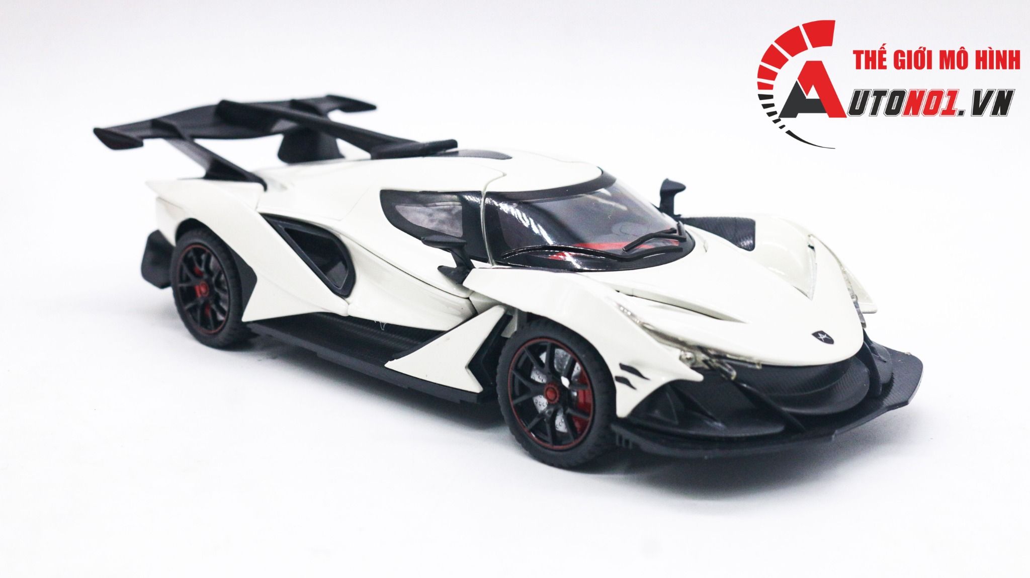 Mô hình xe Apollo IE tỉ lệ 1:24 full open, đánh lái được, có đèn và âm thanh Chezhi OT268