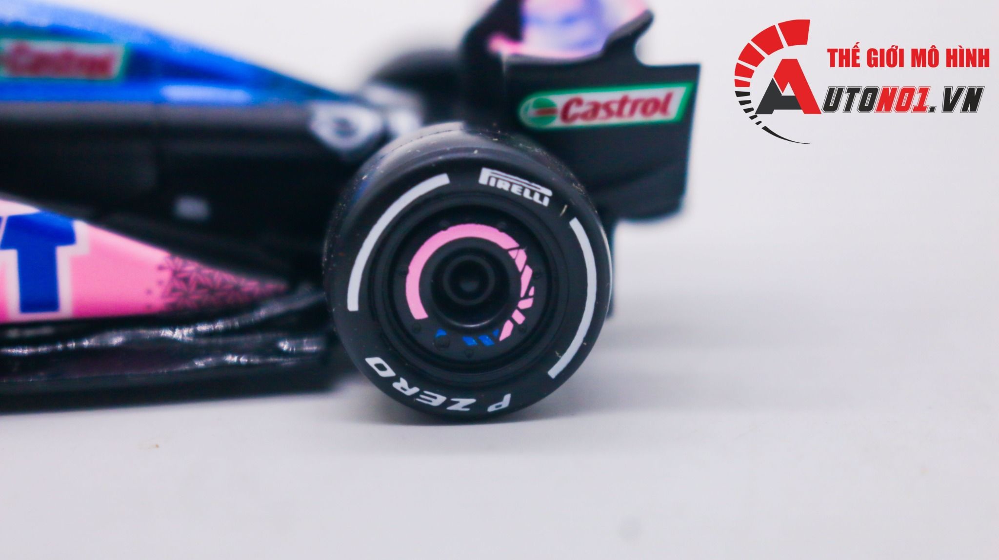 Mô hình xe đua BWT F1 2023 Alpine Alpine Racing Team #31 - #10 tỉ lệ 1:43 Bburago OT290 18-38172