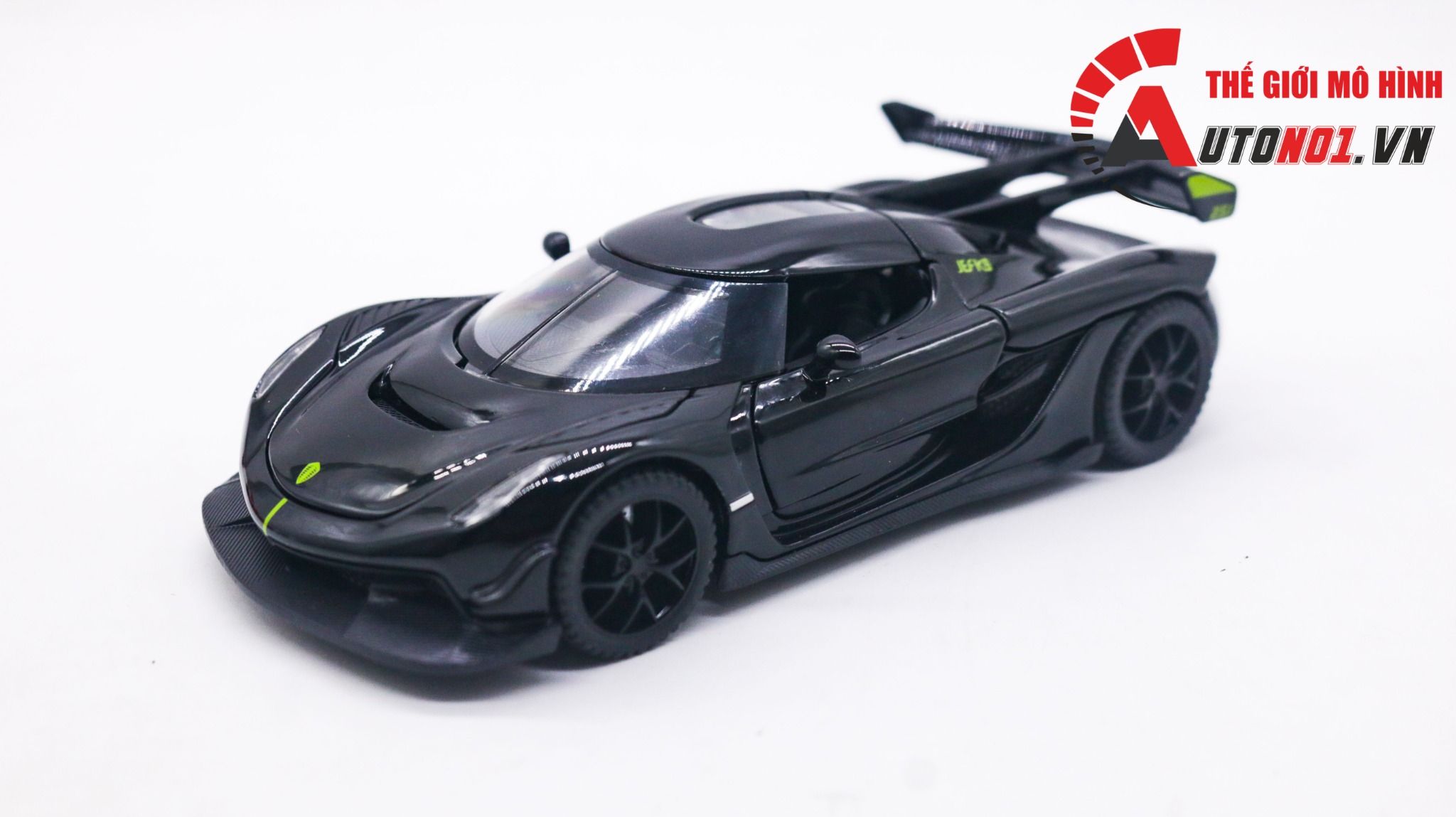 Mô hình xe Koenigsegg Jesko full open có đèn âm thanh tỉ lệ 1:32 Alloy model OT32044