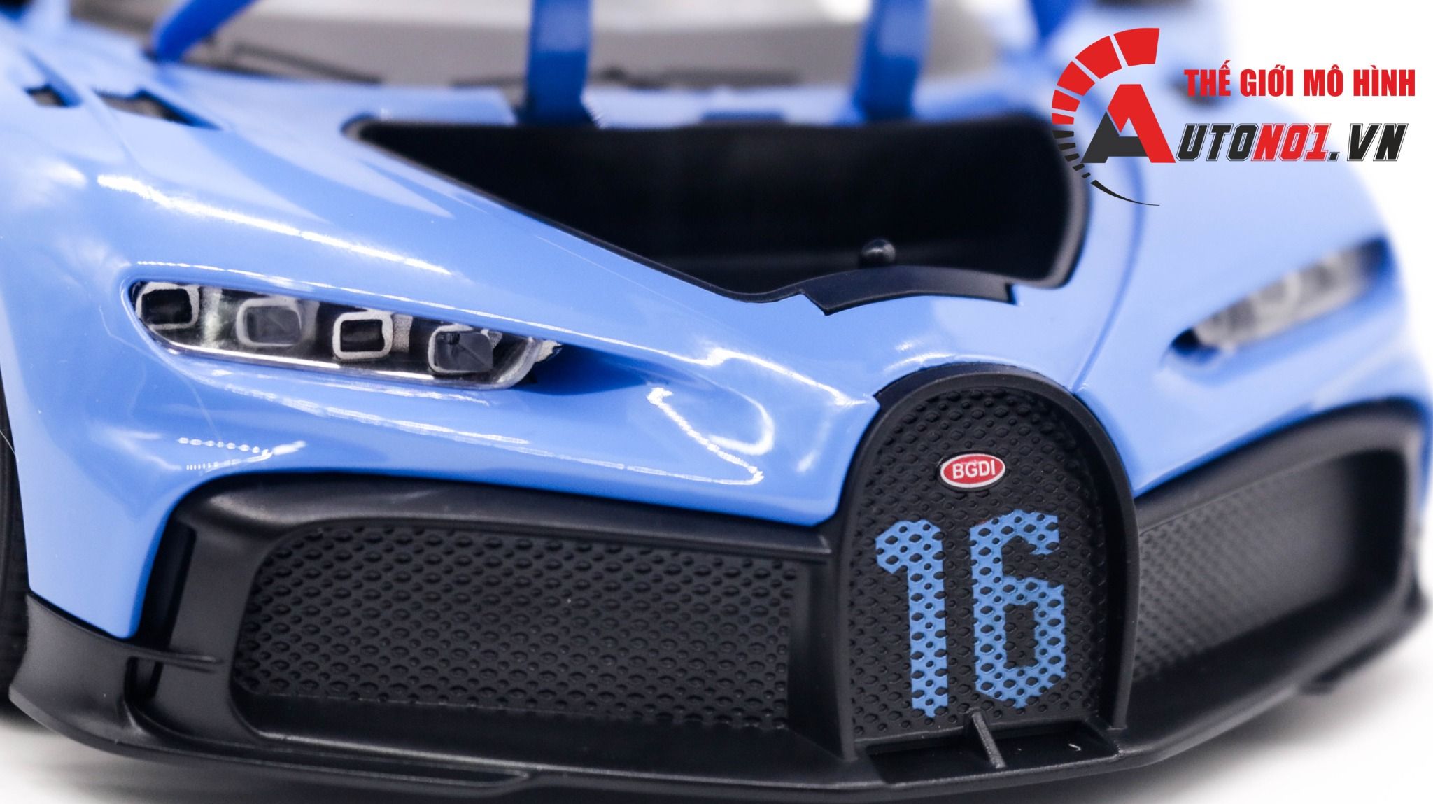  Mô hình siêu xe Bugatti Chiron Super Sport tỉ lệ 1:18 OK Model OT302 
