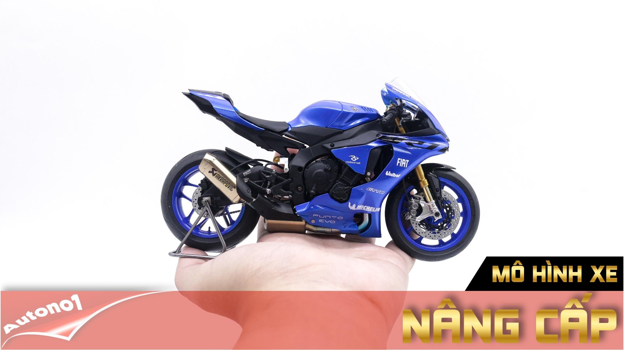 Mô hình xe Yamaha Yzf R1m Blue 1:12 Tamiya D123e