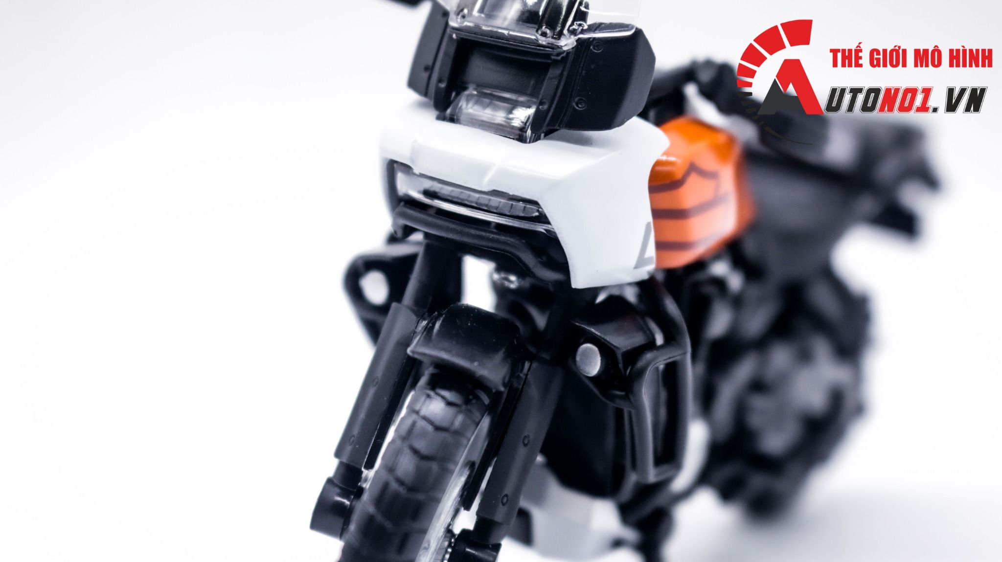 Mô hình xe mô tô Harley Davision Pan America 1200 2021 tỉ lệ 1:18 Maisto 39360 MT047