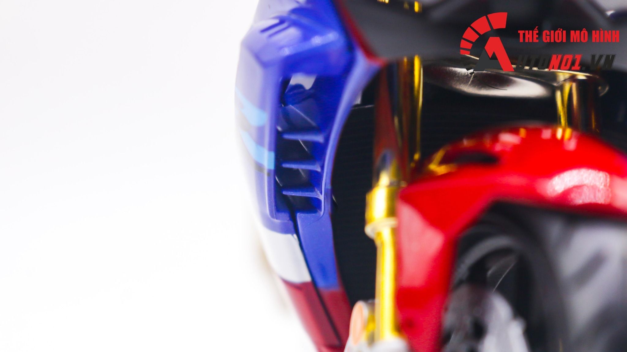  Mô hình xe Honda CBR 1000RR-R Fireblade SP 1:12 Maisto MT076 