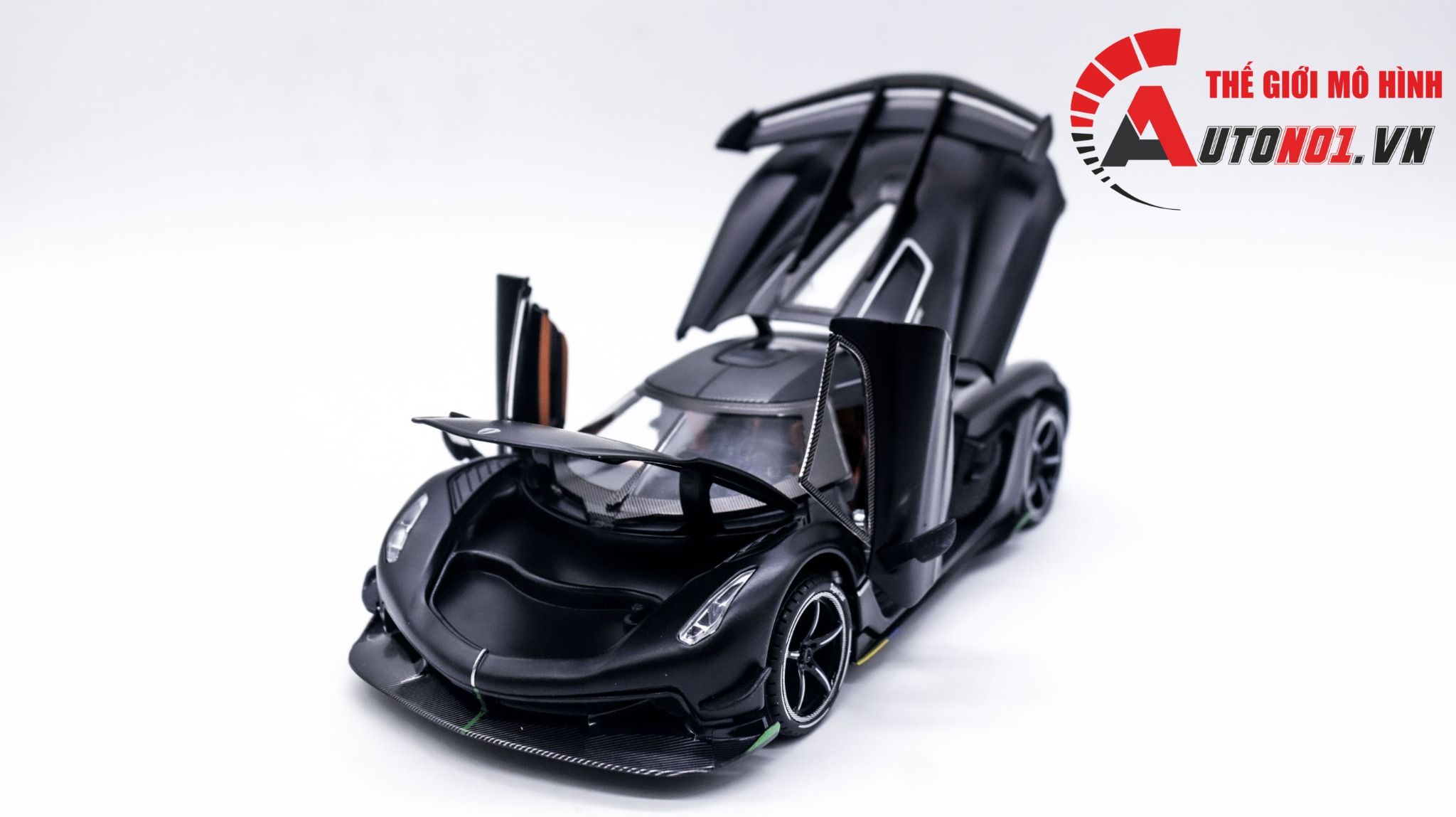  Mô hình xe Koenigsegg Jesko tỉ lệ 1:24 full open có đèn - âm thanh Chezhi OT291 