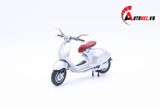  Mô hình xe Vespa 946 2014 silver 1:18 Welly MT078G 