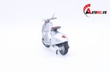  Mô hình xe Vespa 946 2014 silver 1:18 Welly MT078G 