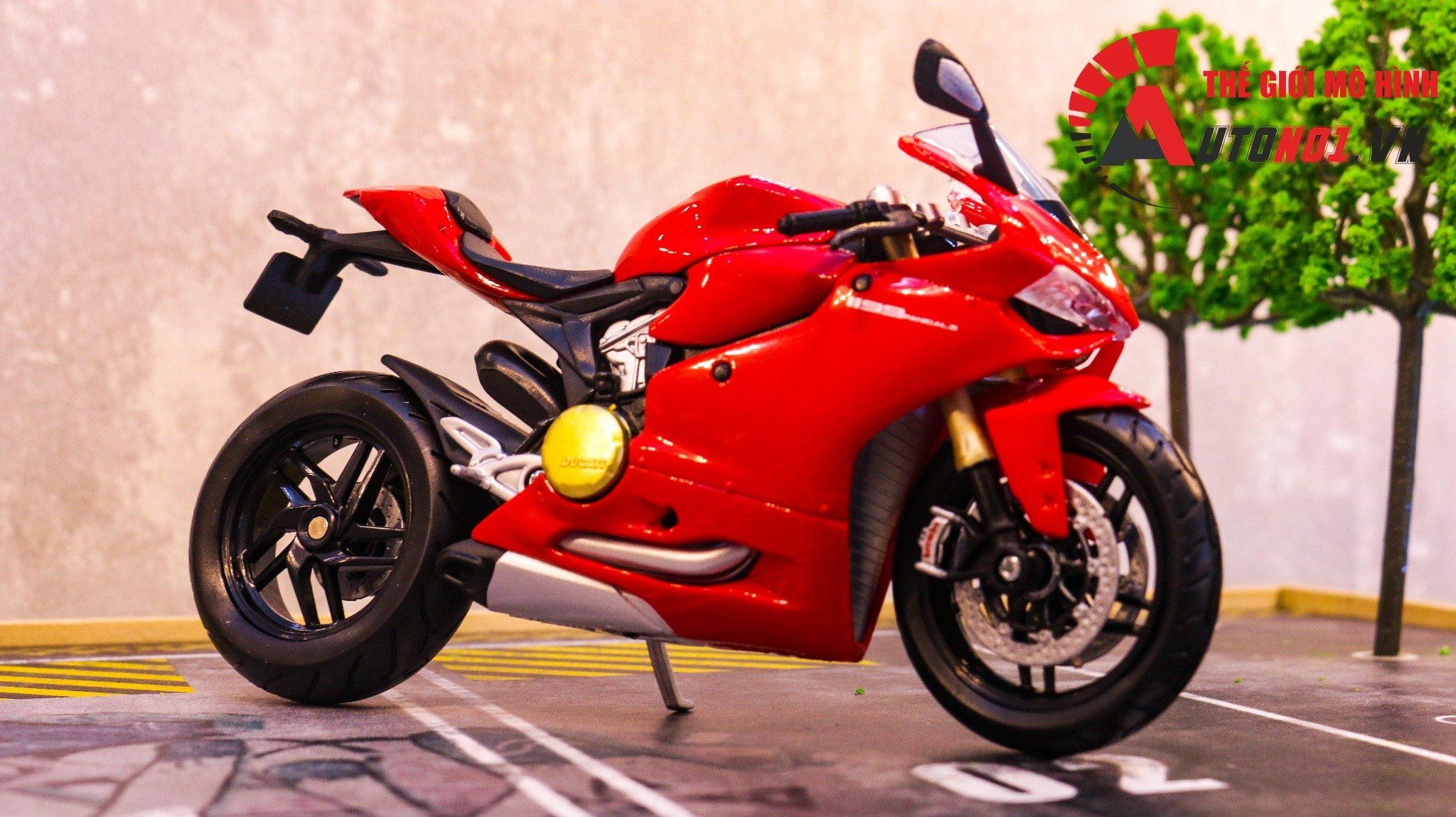  Mô hình xe Ducati 1199 Panigale 2011 red 1:12 Maisto 2222 