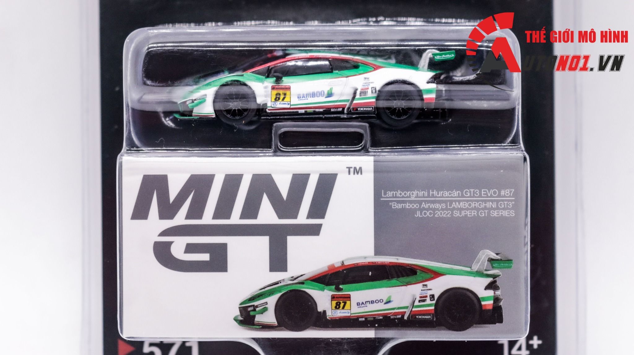 Mô hình xe Lamborghini Huracan Gt3 EVO #87 Bamboo Airways JLOC tỉ lệ 1:64 MiniGT bản card MGT00571-L