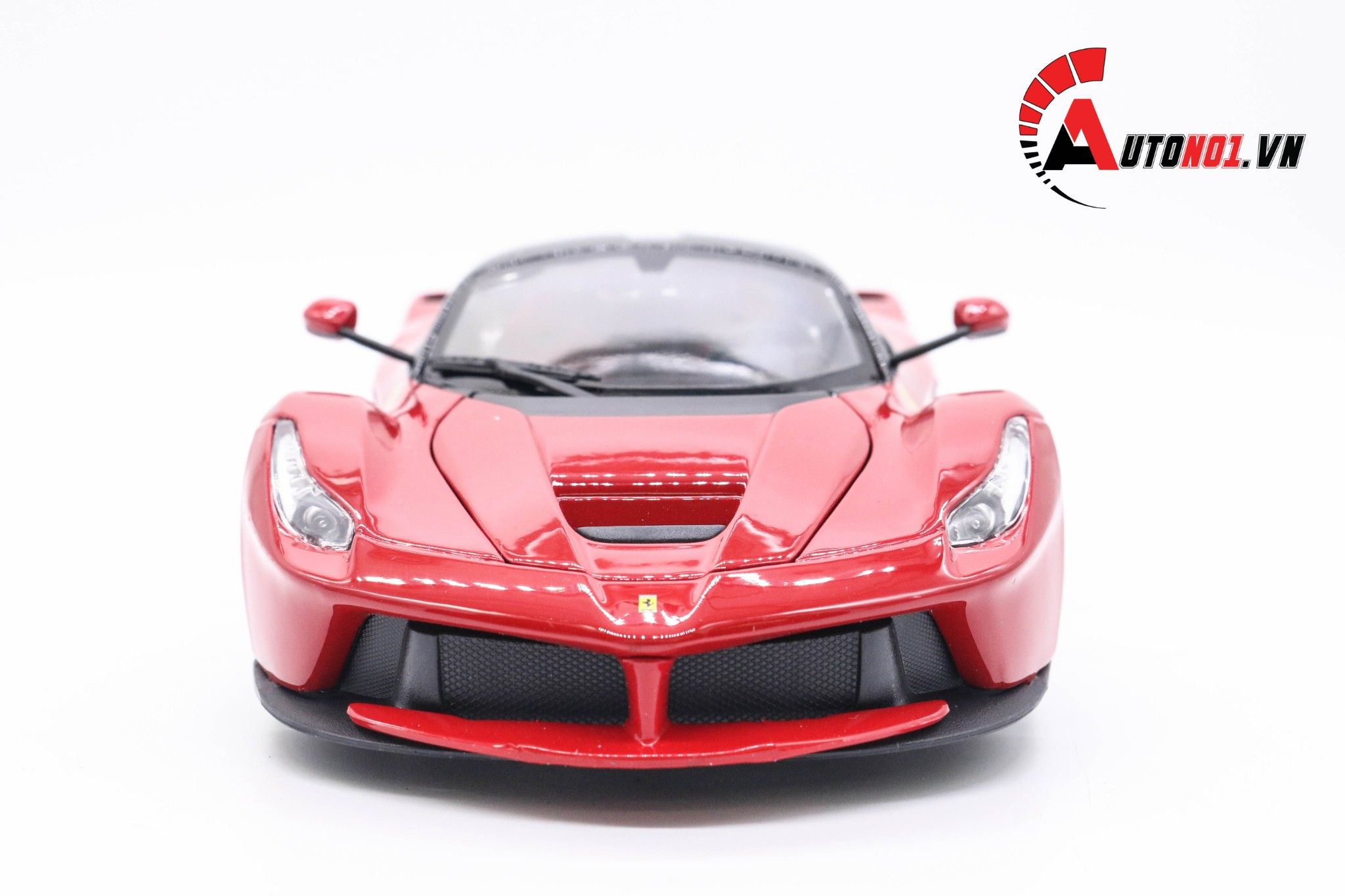  Mô hình xe Ferrari Laferrari Signature tỉ lệ 1:18 bburago 2139 