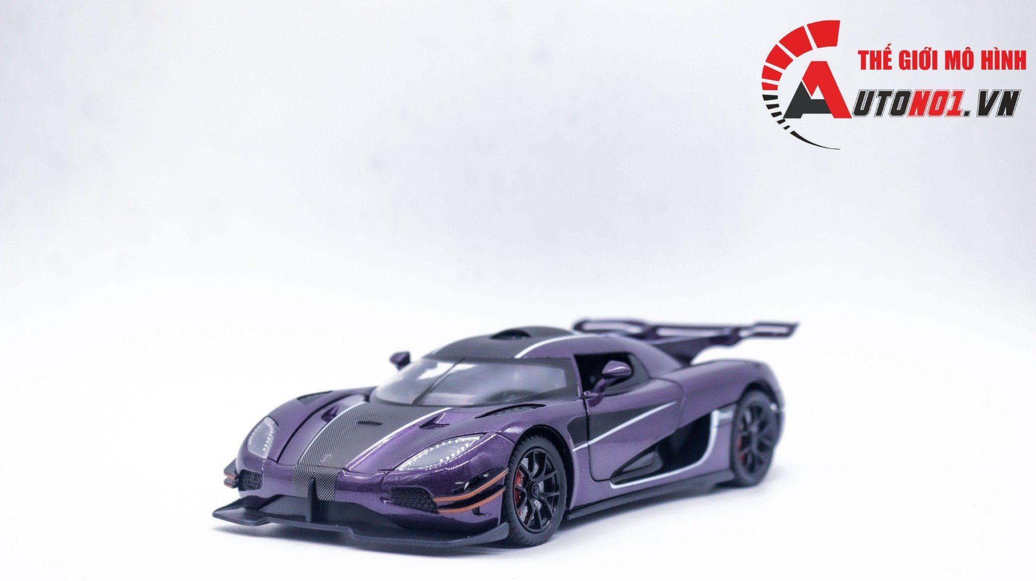 Mô hình xe ô tô Koenigsegg One:1 mở full open - đánh lái được tỉ lệ 1:24 Newao OT313
