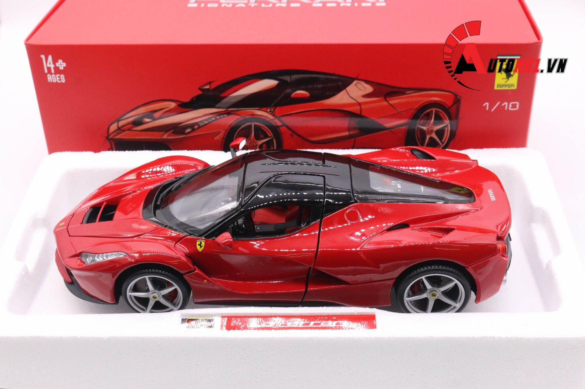  Mô hình xe Ferrari Laferrari Signature tỉ lệ 1:18 bburago 2139 