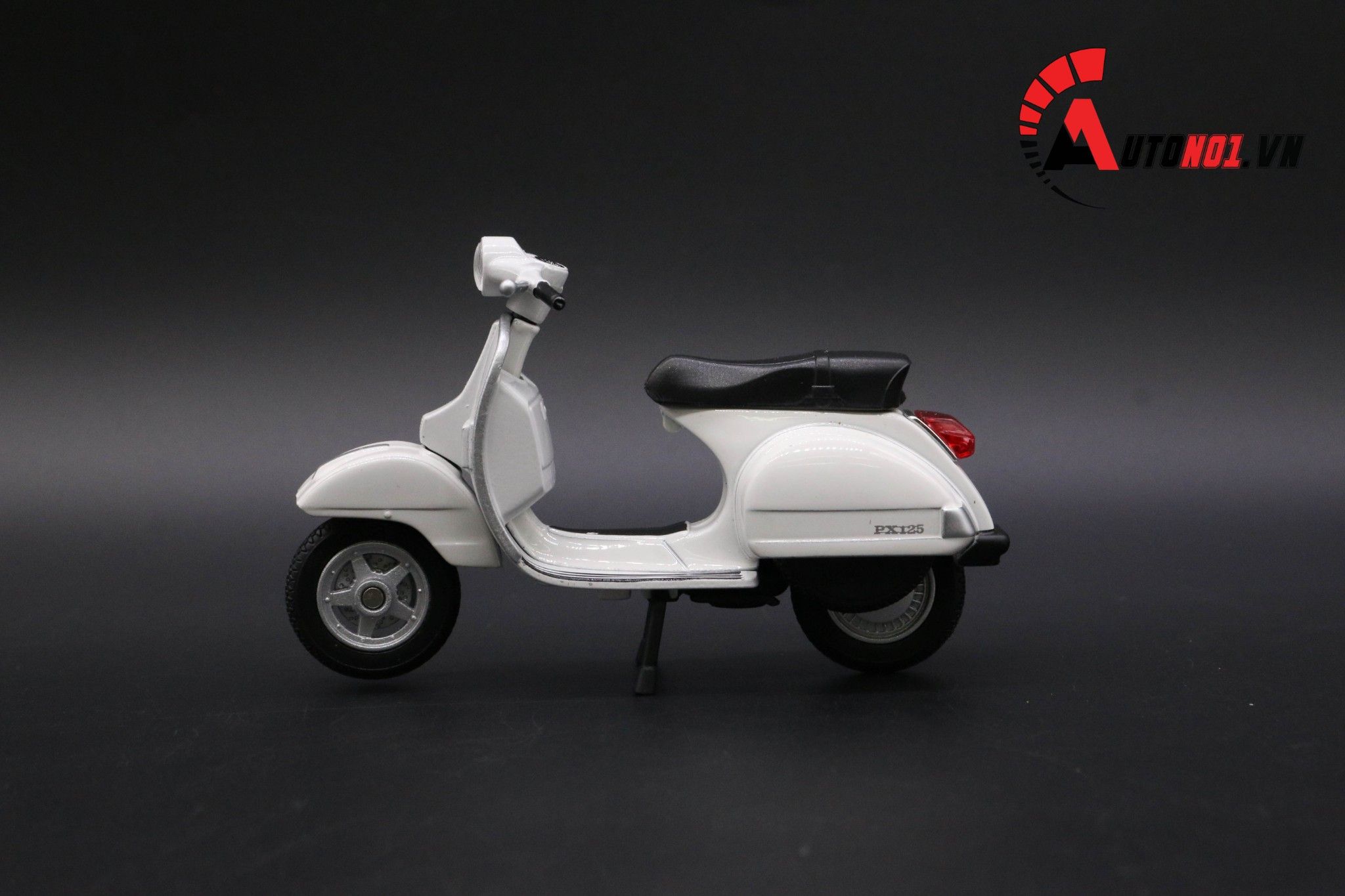  Mô hình xe Vespa px 2016 white 1:18 Welly MT078H 