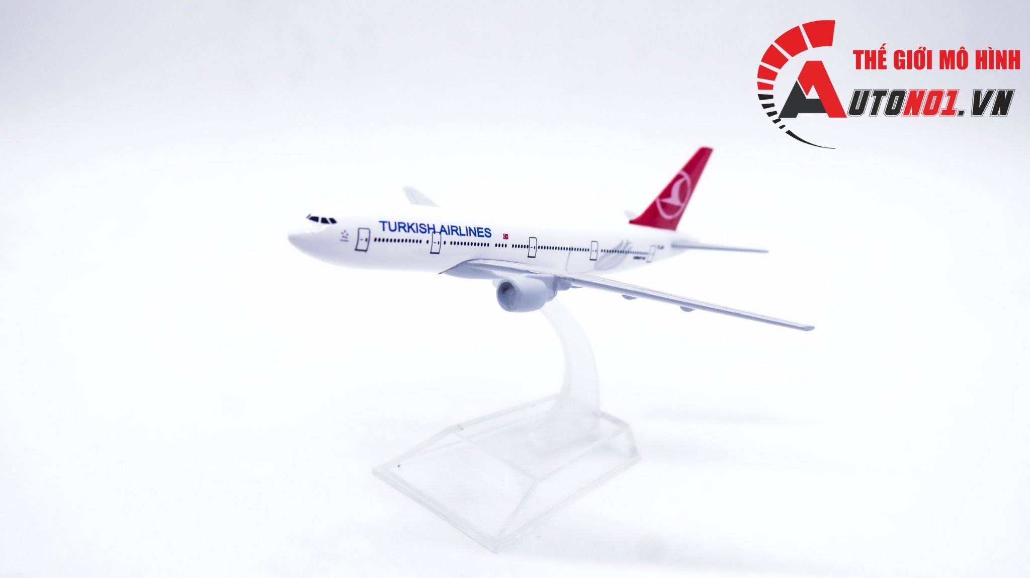 Mô hình máy bay Turkish Airlines Boeing B777-300ER 16cm MB16071