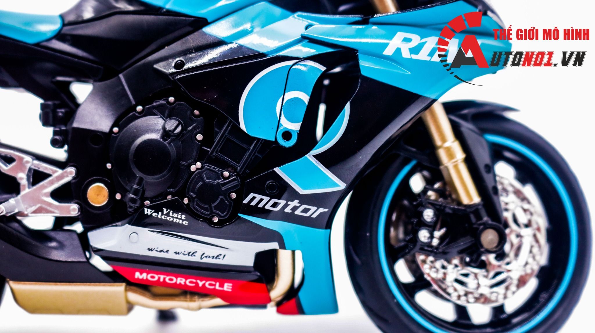 Mô hình xe Yamaha R1M Petronas tỉ lệ 1:12 Jiaye Model MT056