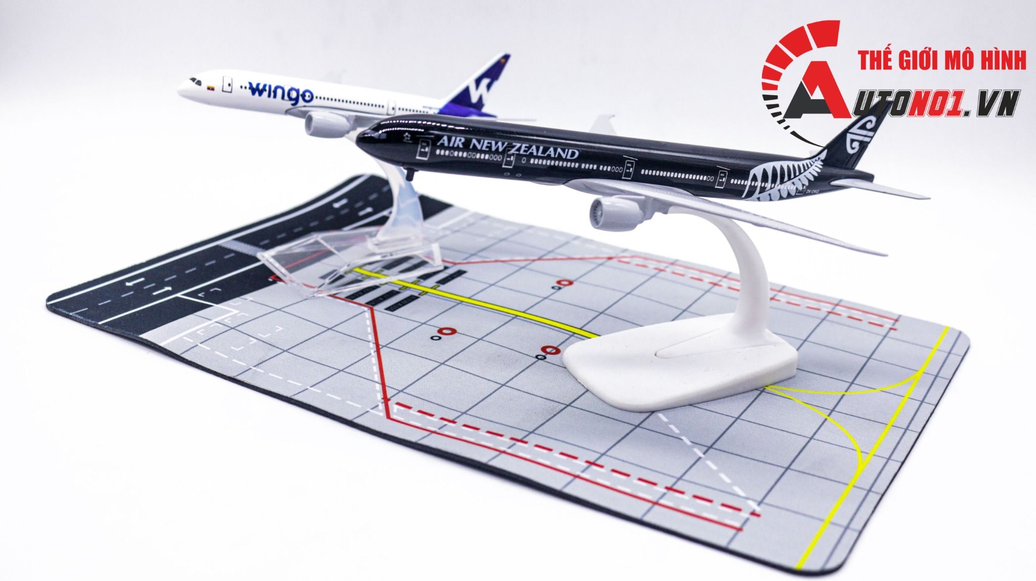 Miếng lót chuột hình diorama sân bay cho mô hình máy bay 20cm kích thước 20x30cm Autono1 PK433