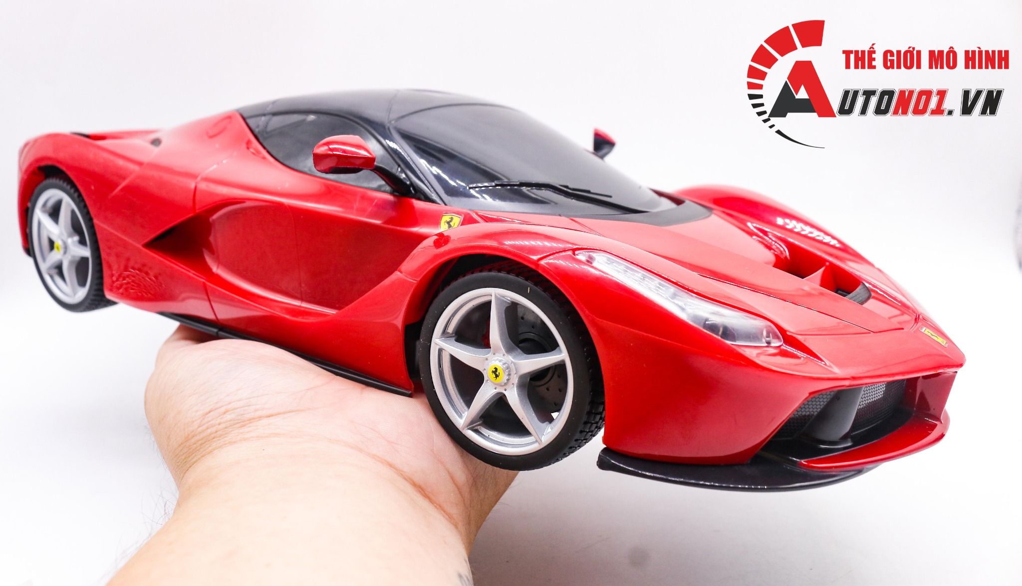 Mô hình xe điều khiển ô tô Ferarri laferrari 1:14 maisto 8011