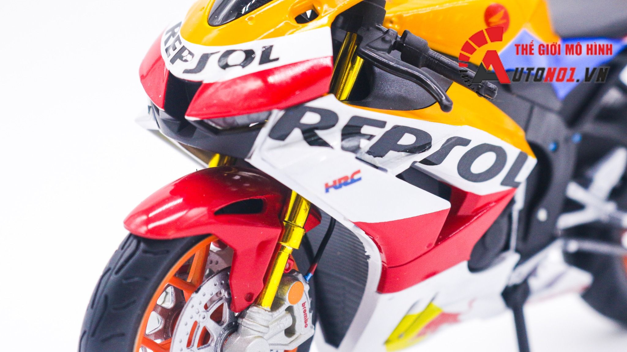 Mô hình xe độ Honda CBR1000RR custom Repsol độ pô akrapovic tỉ lệ 1:12 Autono1 D241D