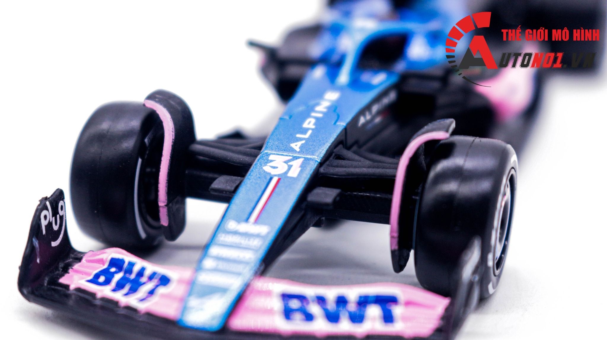 Mô hình xe đua F1 Formula BWT Alpine 2023 hộp mica có figure tỉ lệ 1:43 Bburago OT325