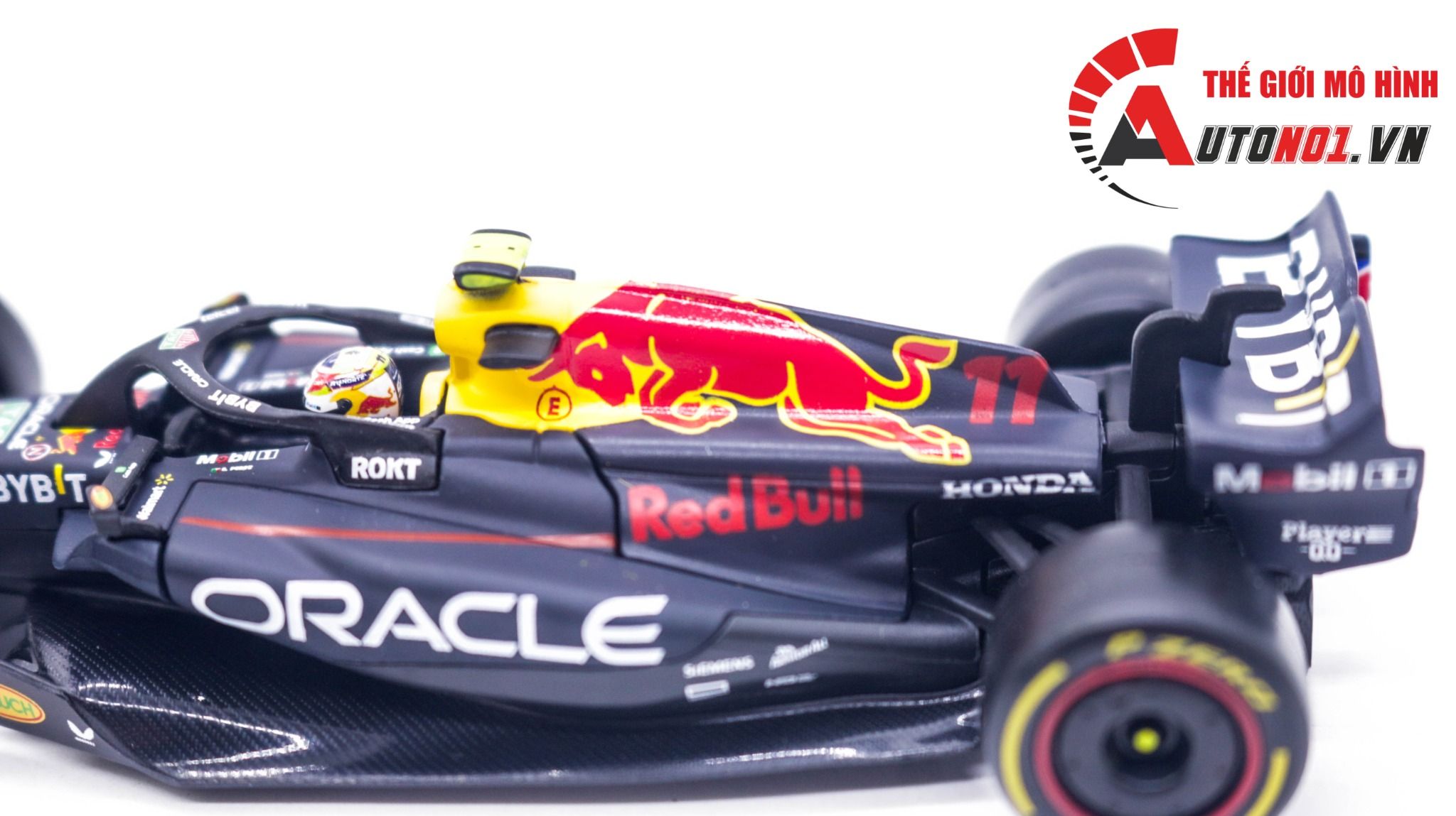 Mô hình xe đua F1 Formula Honda Red bull 2023 RB19 hộp mica có figure tỉ lệ 1:43 Bburago 18-38083 OT321