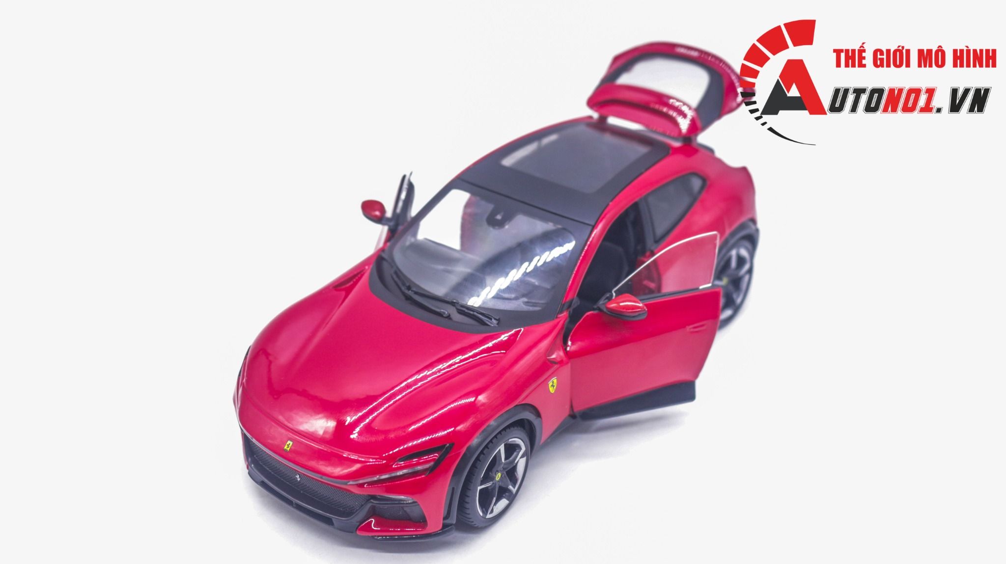 Mô hình xe Ferrari purosangue SUV full kính có đế 1:25 Bburago OT320