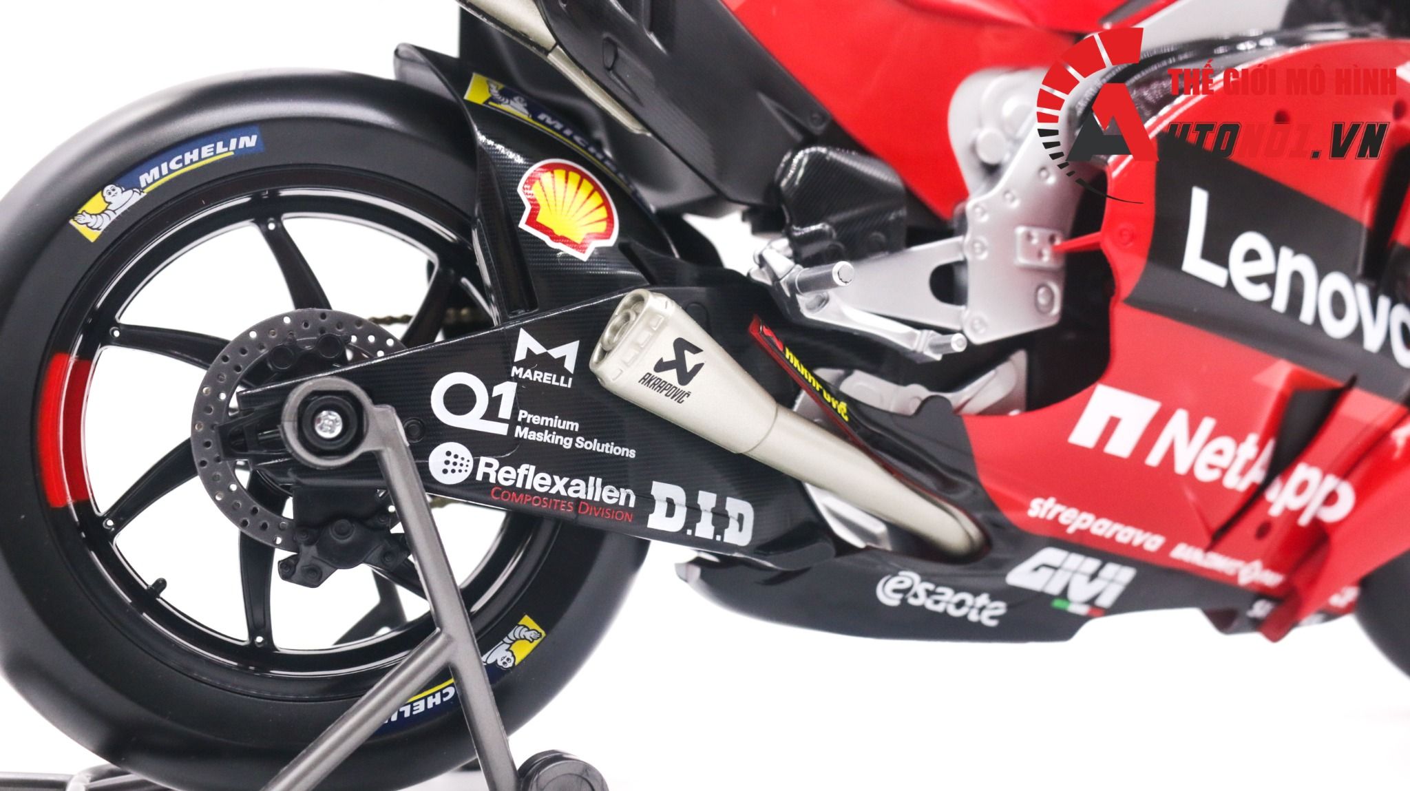 Mô hình xe mô tô Ducati Lenovo Racing Team 2022 tỉ lệ 1:6 Maisto 32229 MT048