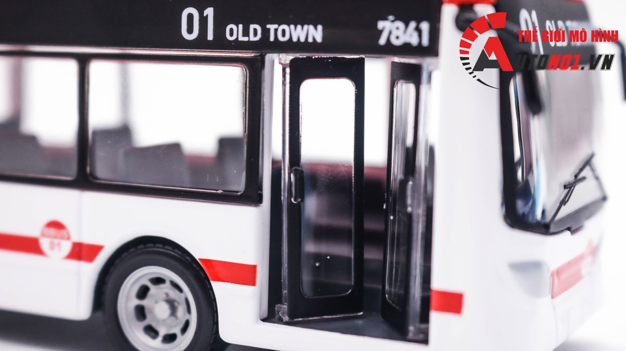 Mô hình xe bus 50 chỗ tỉ lệ 1:50 Bburago OT330