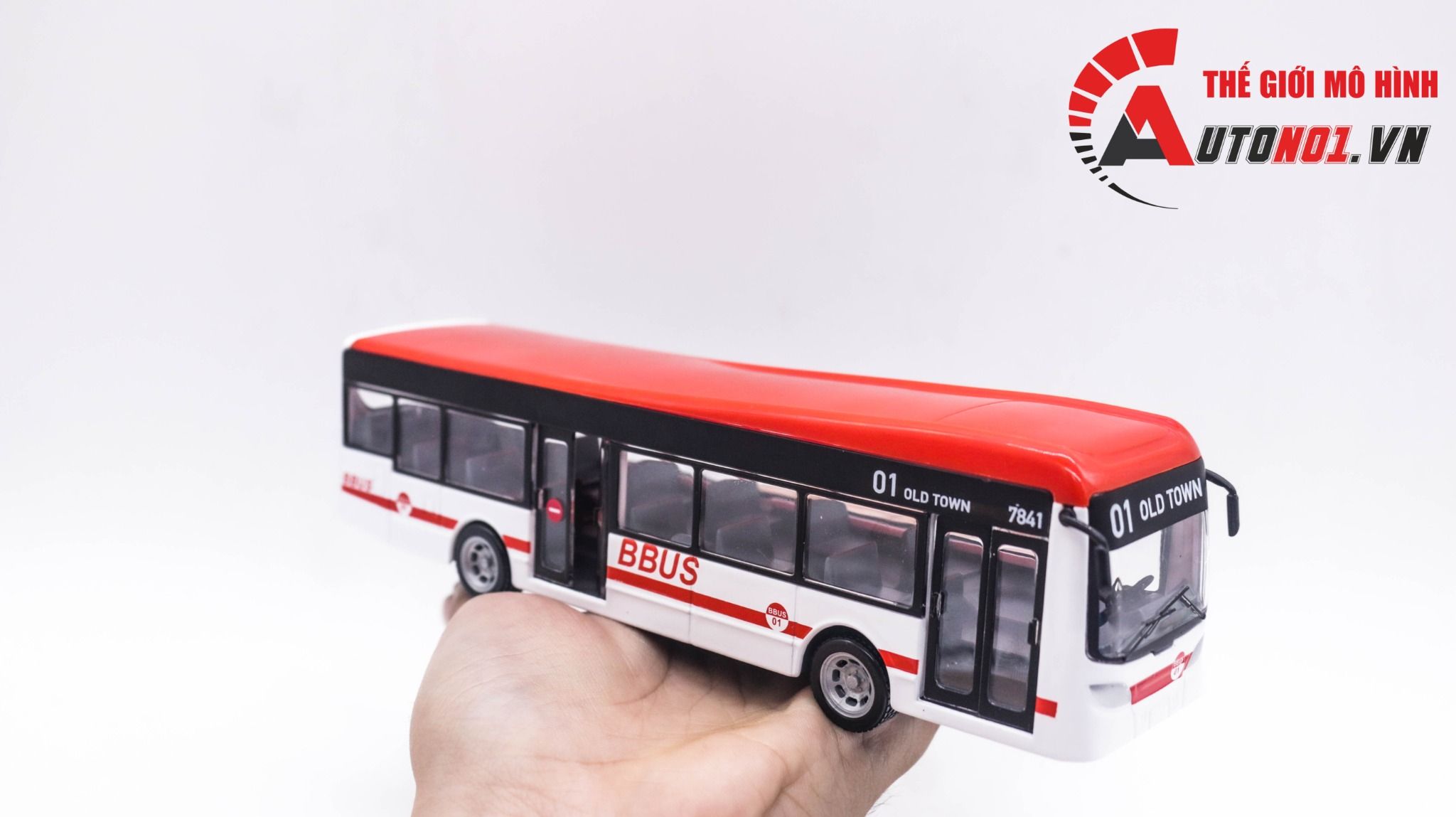 Mô hình xe bus 50 chỗ tỉ lệ 1:50 Bburago OT330