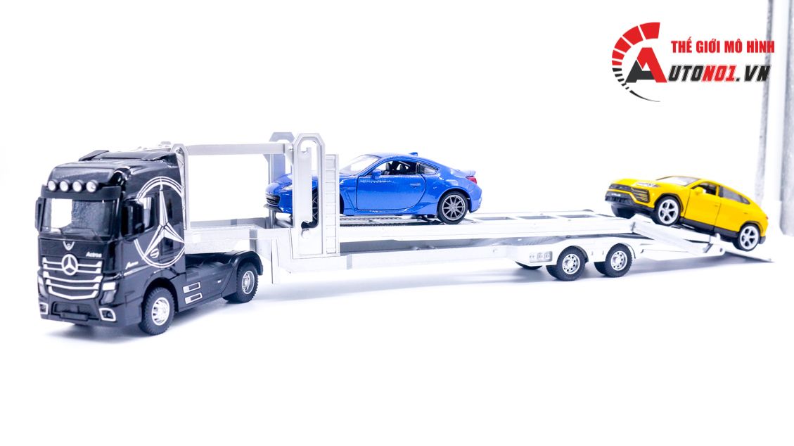  Mô hình xe đầu kéo chở xe truck trailer Mecedes Benz Actros có đầu kim loại 41x6x8cm tỉ lệ 1:36 8231 