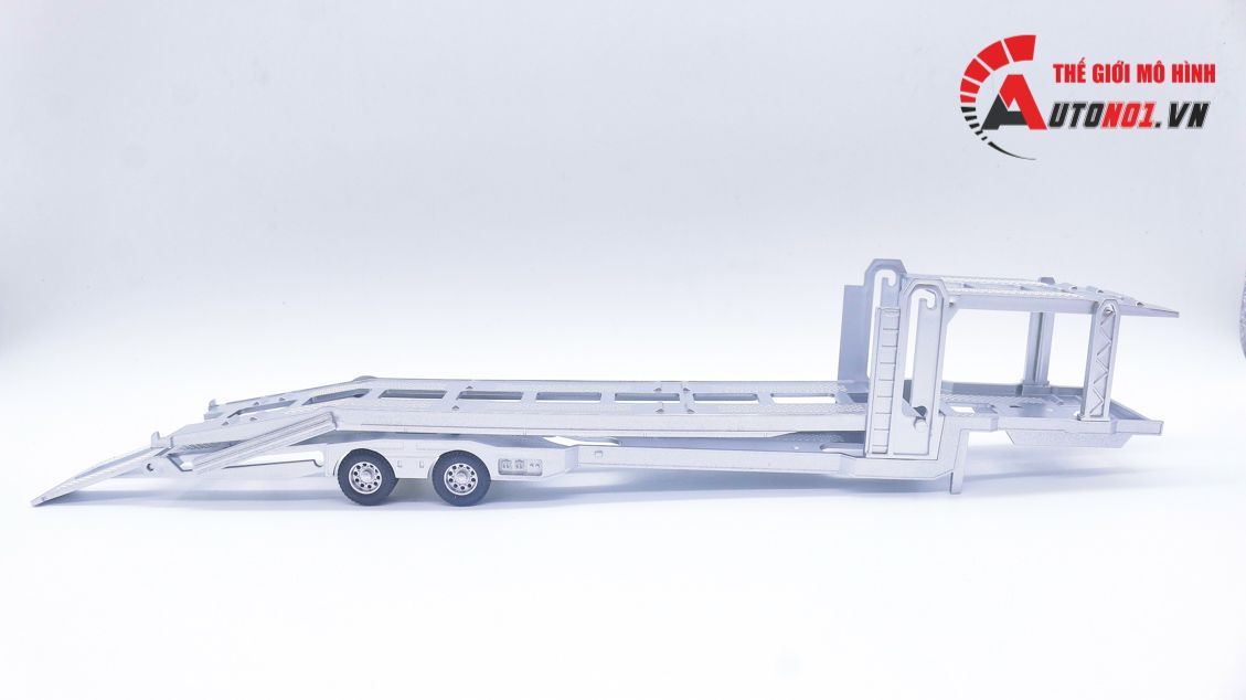 Mô hình xe đầu kéo chở xe truck trailer Mecedes Benz Actros có đầu kim loại 41x6x8cm tỉ lệ 1:36 8231