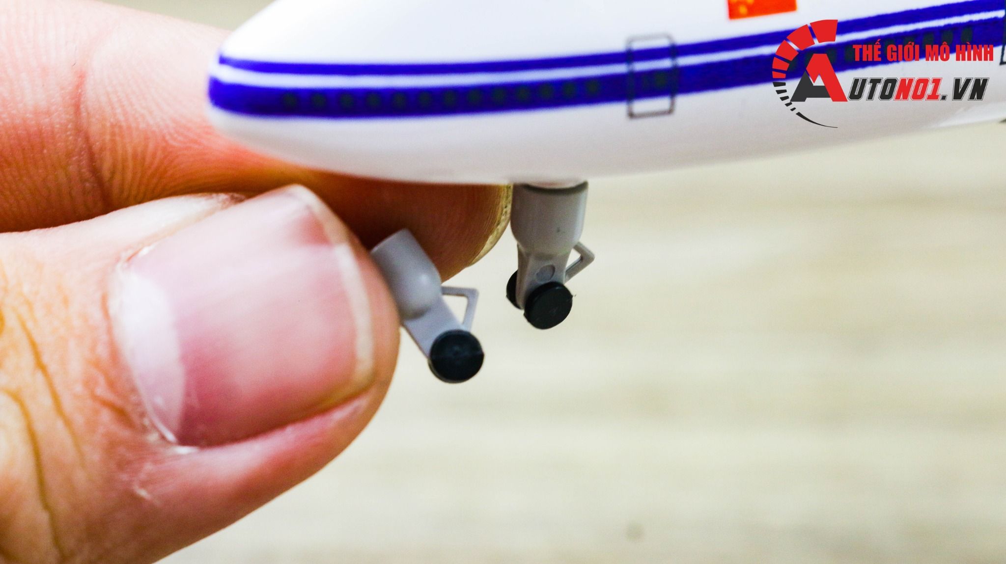  Phụ kiện bánh xe máy bay thay thế cho mô hình máy bay tỉ lệ 20cm PK394 
