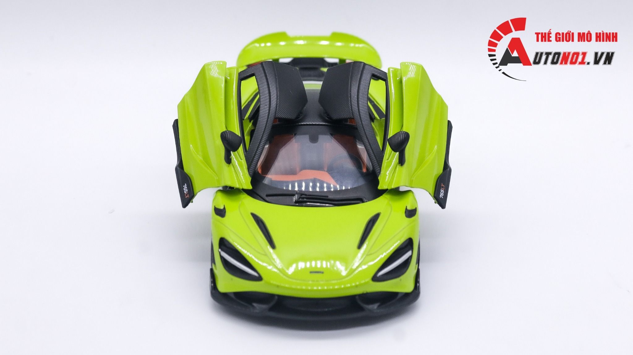 Mô hình xe Mclaren 765LT mở được 2 cửa tỉ lệ 1:24 CCA Coolchicauto OT494