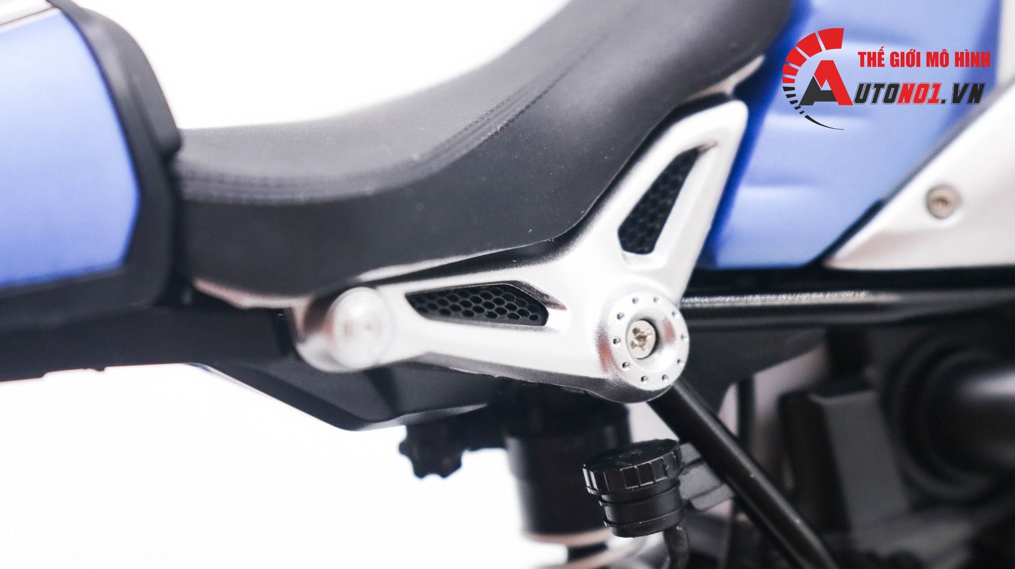Mô hình xe cao cấp Bmw R Nine T R9t Version 719 Hoàn Thiện Tỉ Lệ 1:9 Meng D230d