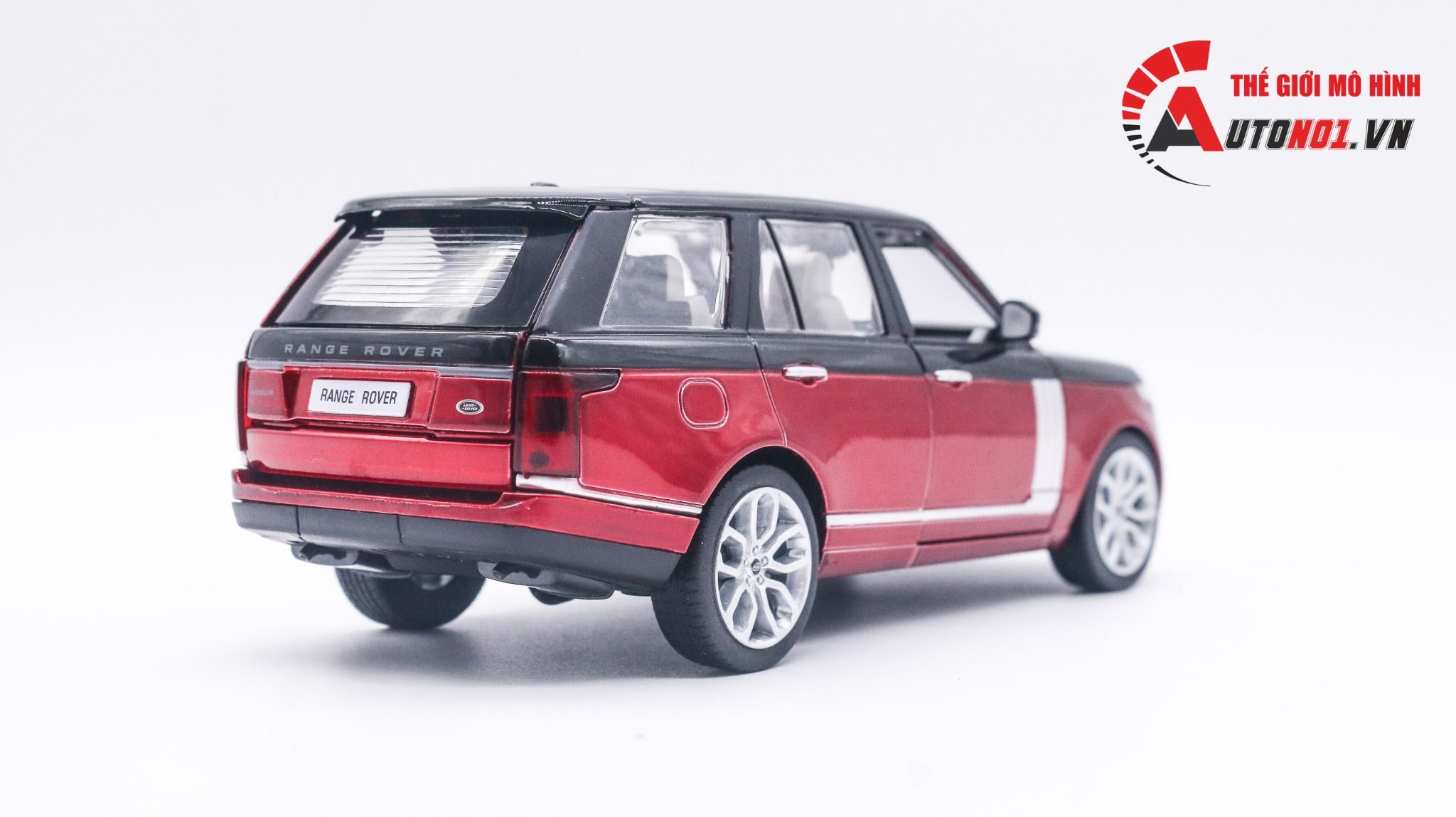Mô hình xe Range Rover Land Rover mở được 2 cửa, nắp capo và cốp 1:24 CCA Coolchicauto OT008