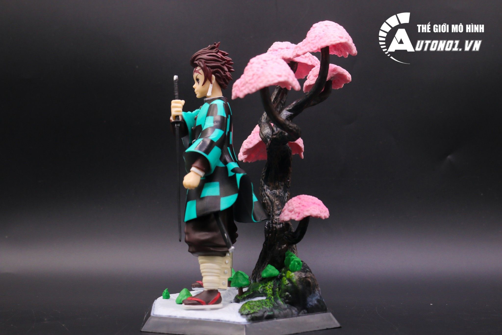  Mô hình nhân vật Kimetsu No Yaiba - Kamado Tanjirou 19 Cm 