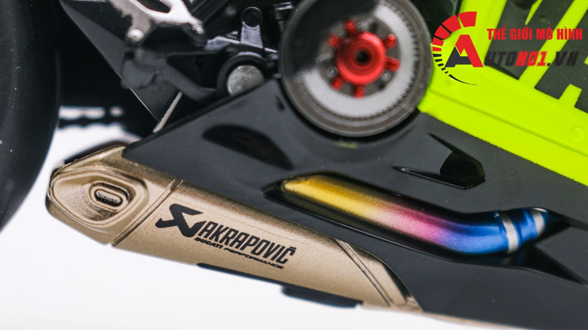 Mô hình xe Ducati 1199 custom Grazie Vale 46 độ nồi có ben nâng tỉ lệ 1:12 Autono1 Jiaye model D243