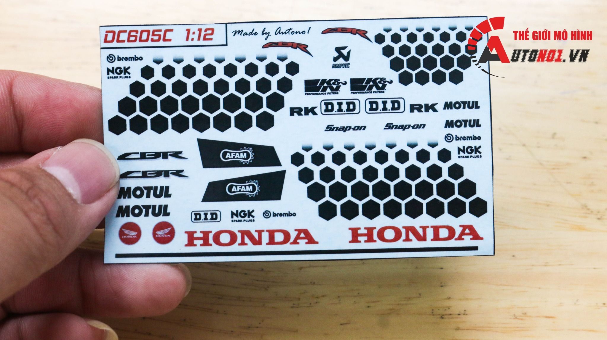 Decal nước độ Bumble Bee cho Honda CBR 1000RR-R 2020 1:12 Autono1 DC605C