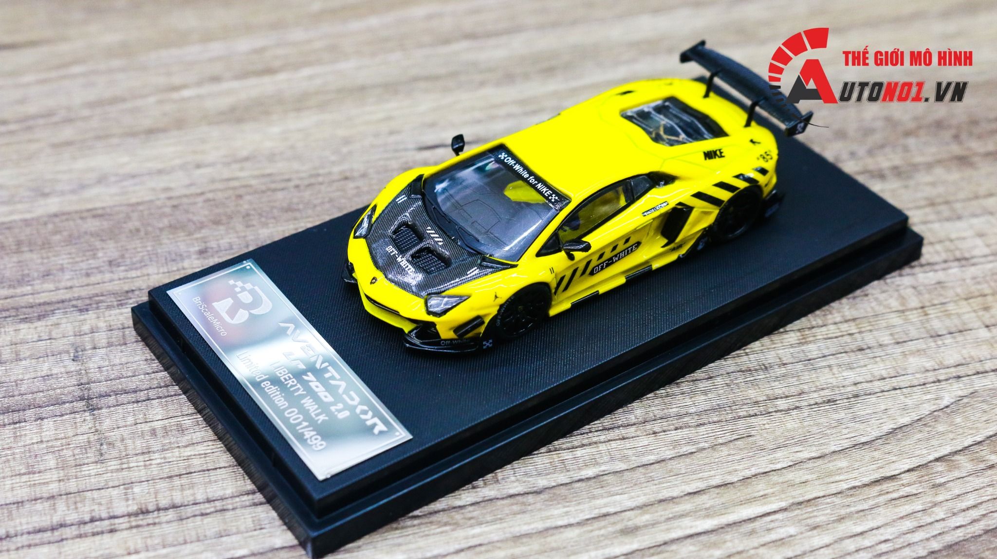Mô hình xe Lamborghini Aventador LP700-4 2.0 Off white yellow tỉ lệ 1:64 Briscale Micro BSC