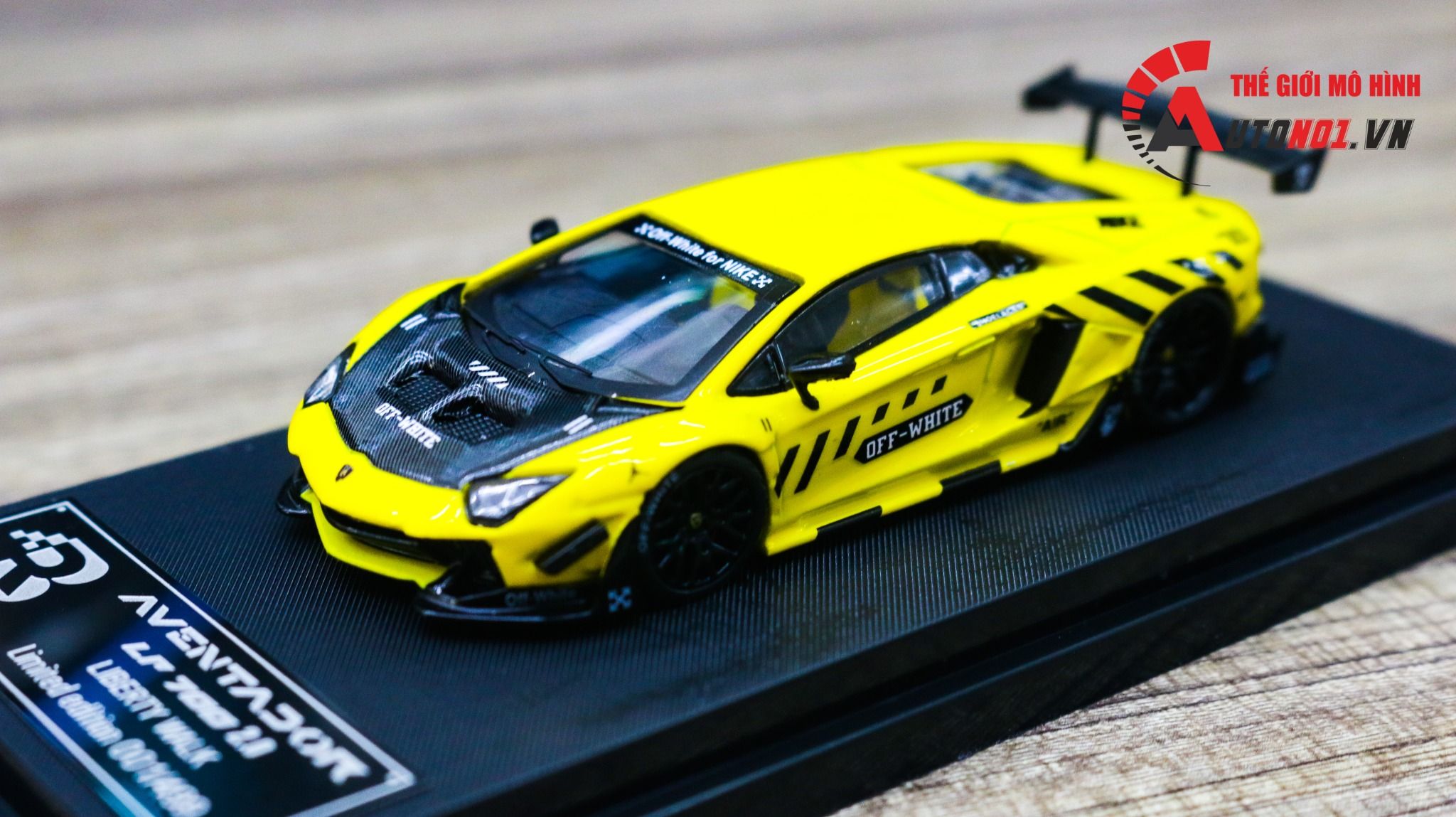  Mô hình xe Lamborghini Aventador LP700-4 2.0 Off white yellow tỉ lệ 1:64 Briscale Micro BSC 