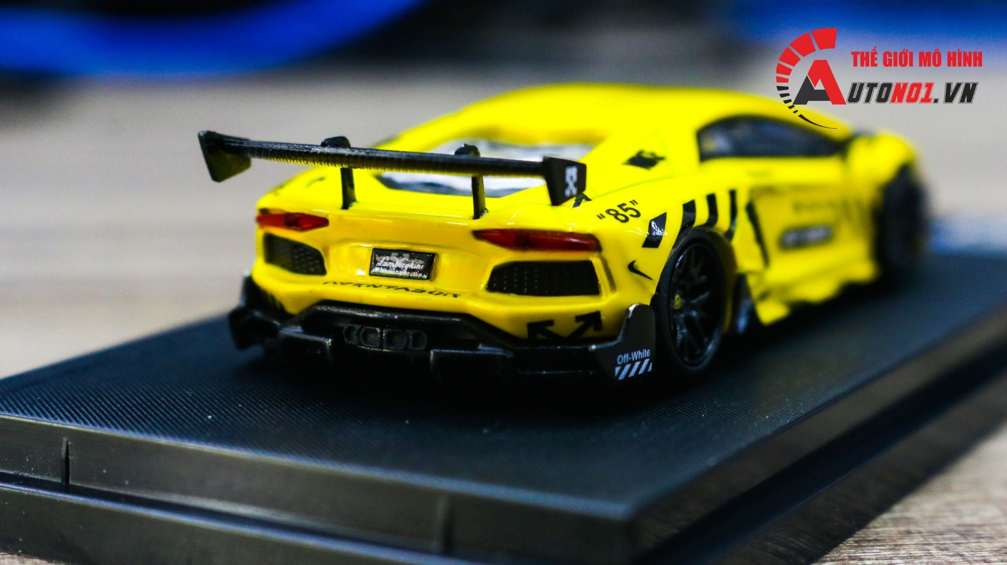  Mô hình xe Lamborghini Aventador LP700-4 2.0 Off white yellow tỉ lệ 1:64 Briscale Micro BSC 