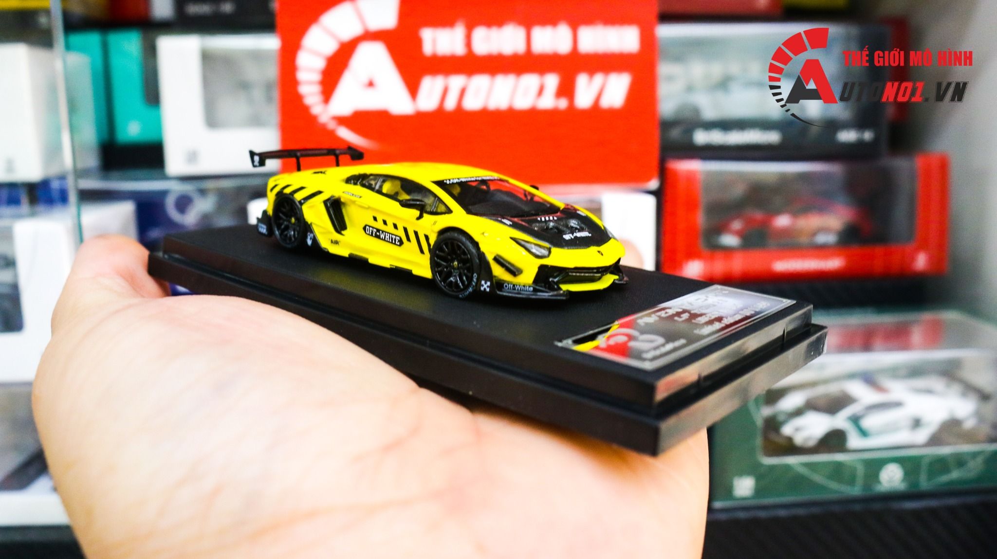  Mô hình xe Lamborghini Aventador LP700-4 2.0 Off white yellow tỉ lệ 1:64 Briscale Micro BSC 