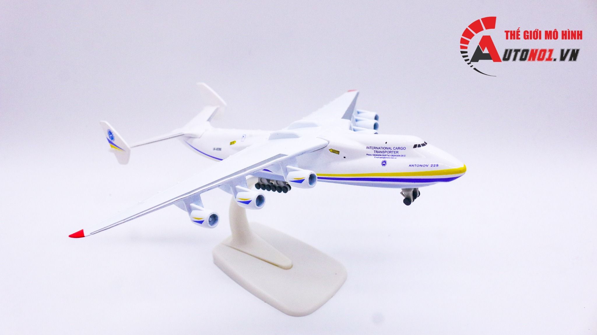  Mô hình máy bay vận chuyển 20cm Antonov Airlines International Cargo Transporter 225 20cm MB20018 