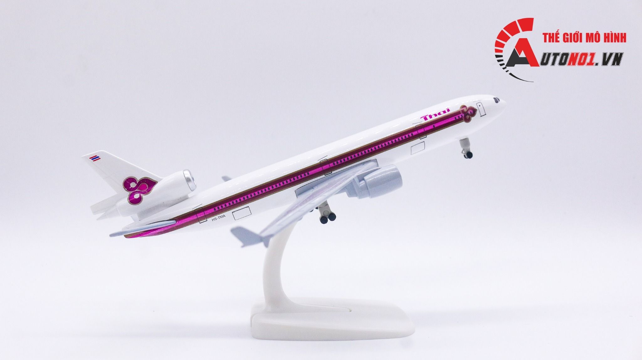 Mô hình máy bay Thai Airways MD-11 HS-TMA 20cm MB20016