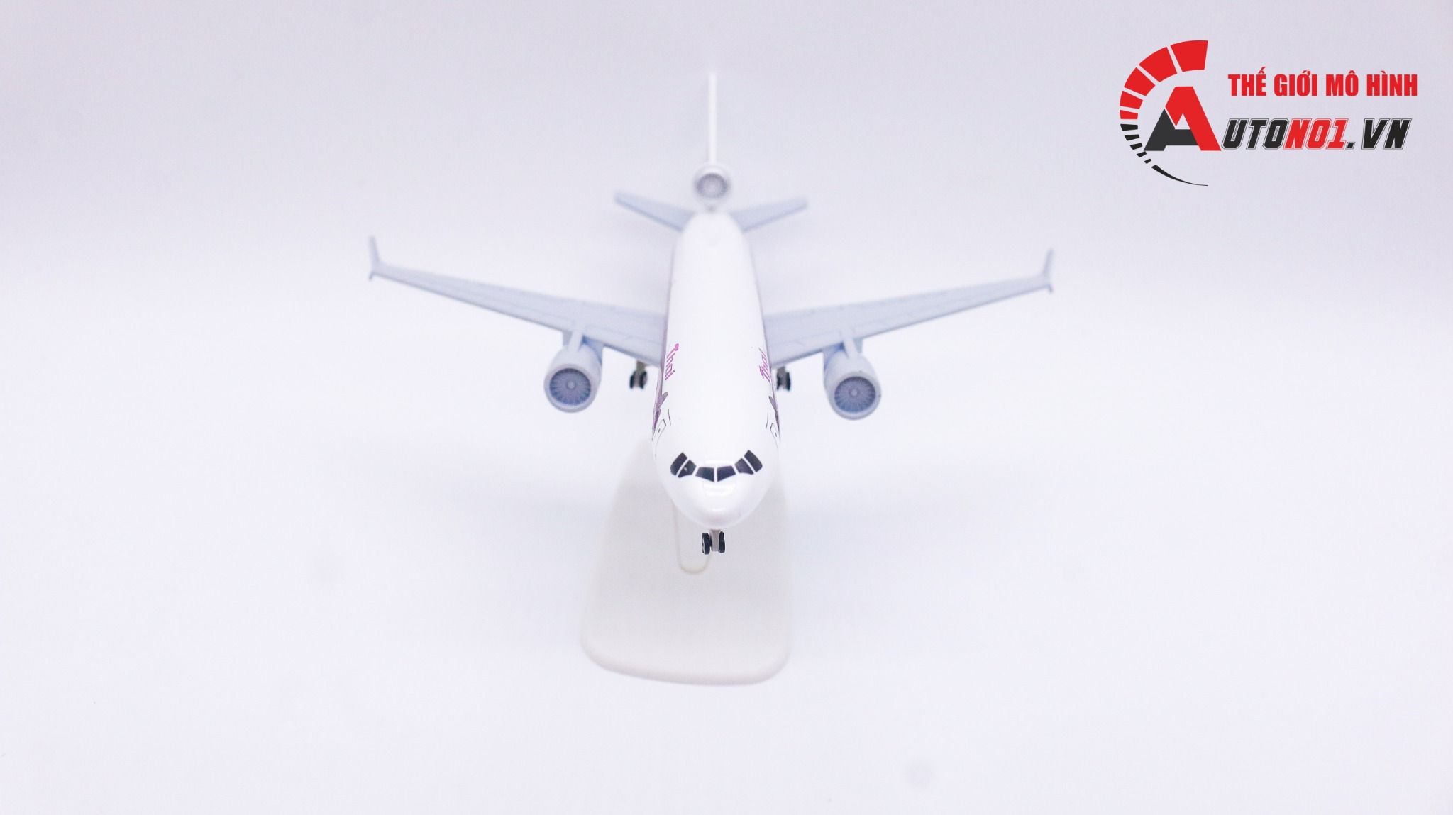 Mô hình máy bay Thai Airways MD-11 HS-TMA 20cm MB20016