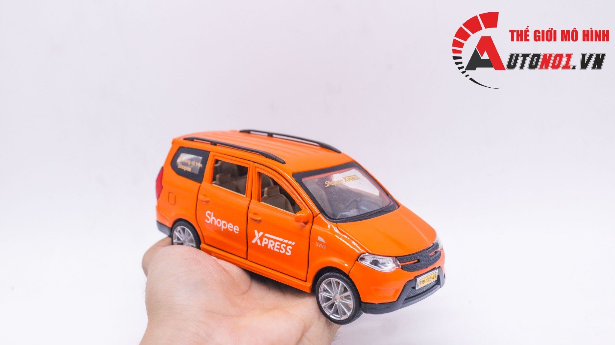 Mô hình xe độ dịch vụ Wuling Cargo custom Shopee express full open có âm thanh - đèn tỉ lệ 1:32 Autono1 OT336