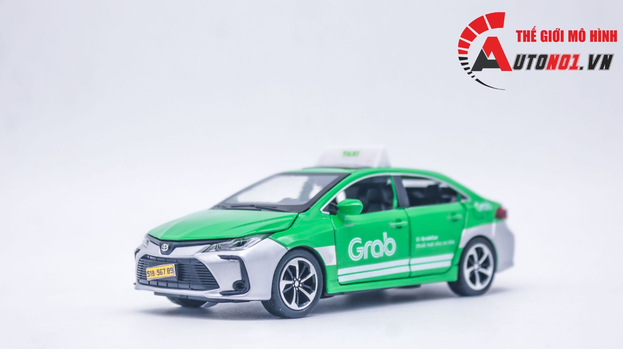 Mô hình xe độ dịch vụ Toyota Corolla custom taxi grab có âm thanh - đèn tỉ lệ 1:32 Autono1 OT334