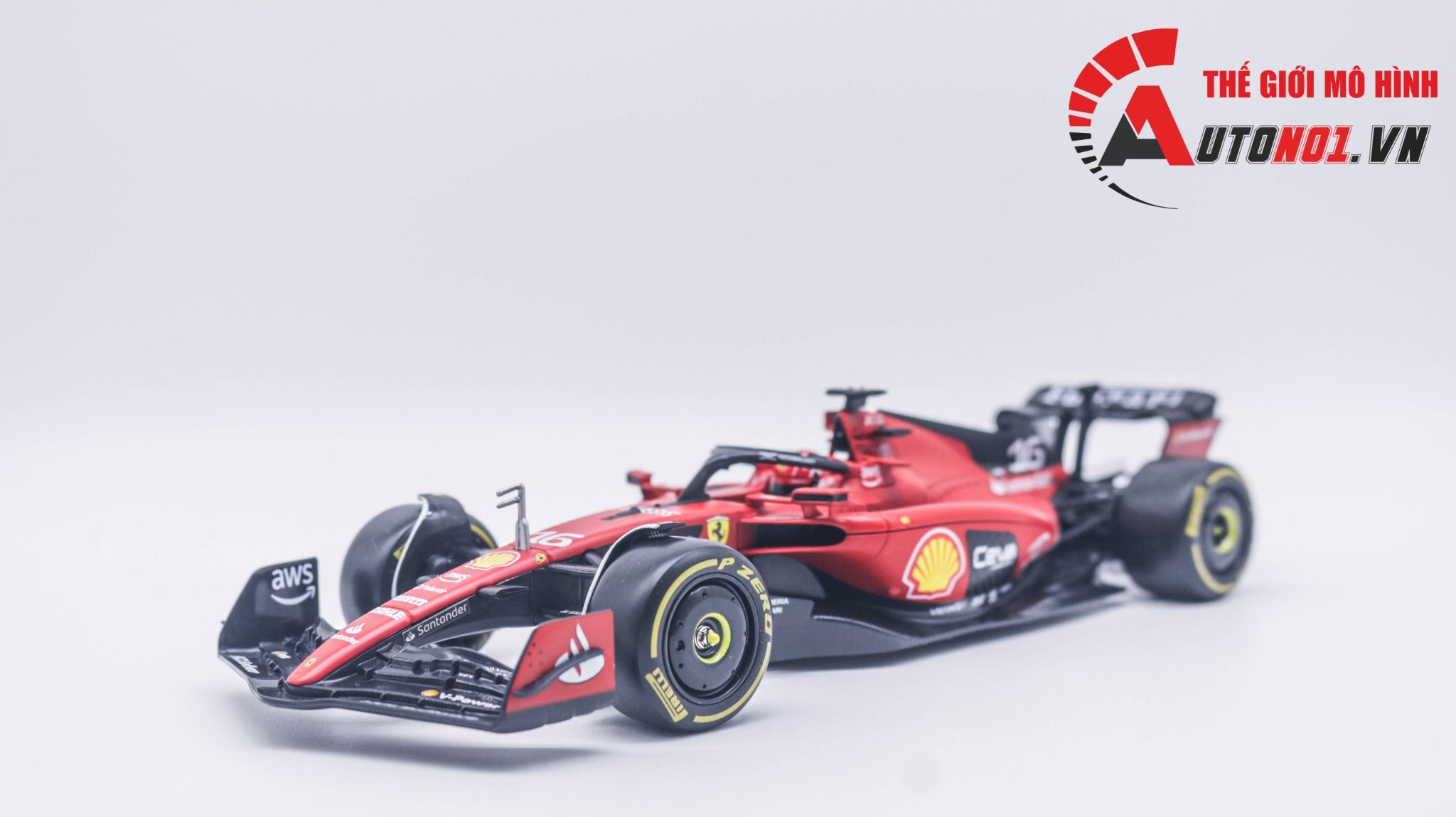 Mô hình xe đua F1 Ferrari Formular Sf23 2023 có hộp mica tỉ lệ 1:24 Bburago OT333